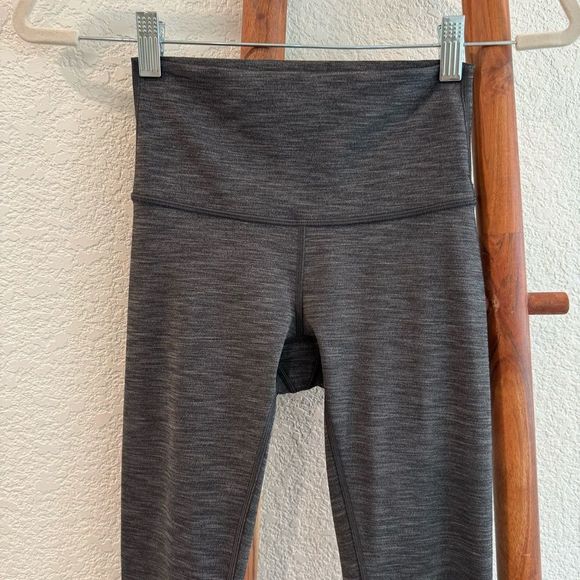 Lululemon Wunder Under High-Rise Tight 28" Legging Heathered Grey Size 2 - Picture 3 of 13